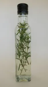 Bavarian Savory-Vinegar With 3% Fresh Savory 500ml (16.9oz)