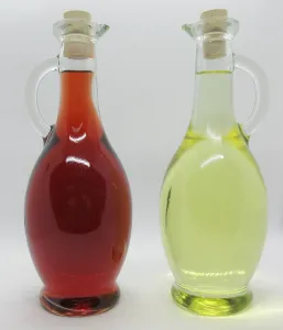 Essig und Öl Set mit Rotwein-Essig und Erdnußöl 2 x 500ml