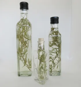 Bavarian Tarragon-Vinegar with 3% fresh Tarragon 100ml (3.4oz)