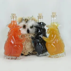 Halloween Pestbeulen-Likör in Hexe auf Besen mit Kaffee-Likör 15% vol 200ml